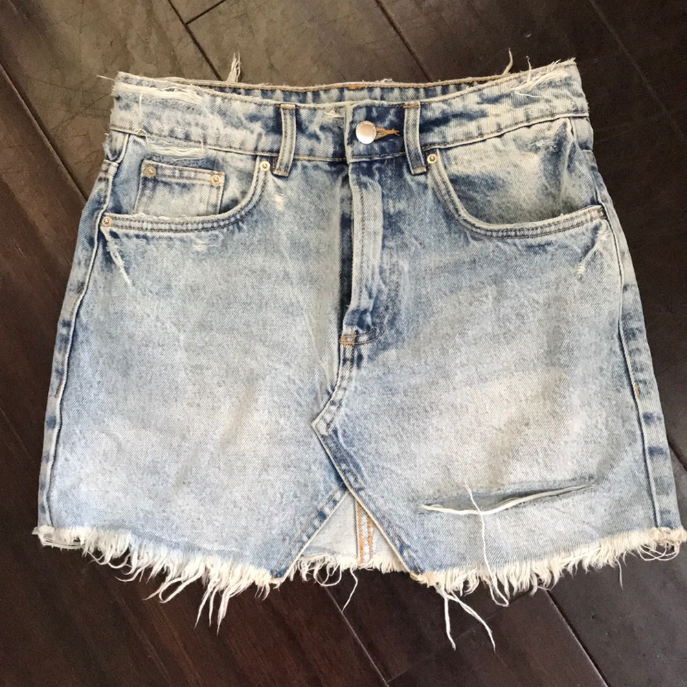 Amazing denim skirt